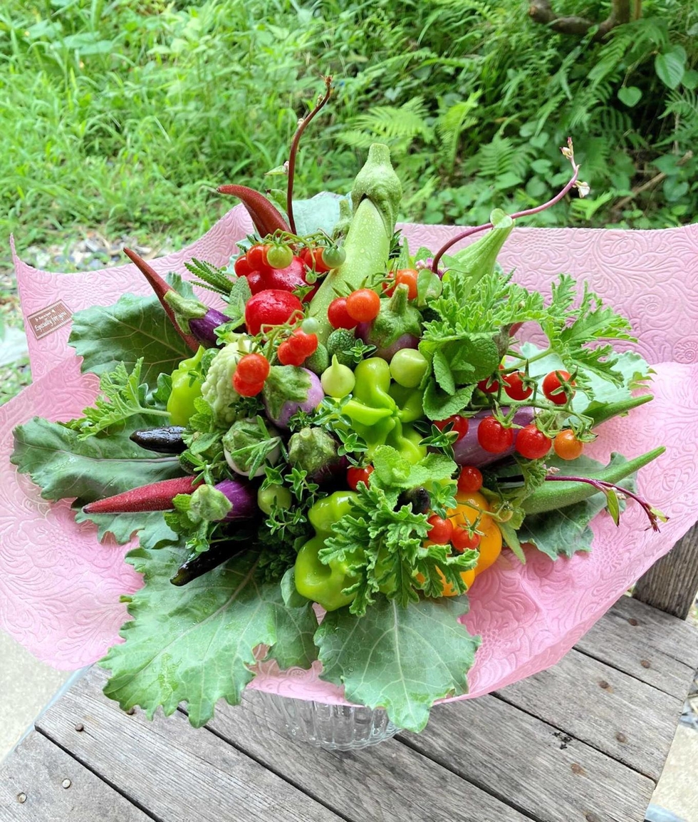 見て楽しい、食べておいしい 花のような「野菜ブーケ」 400品種、神戸