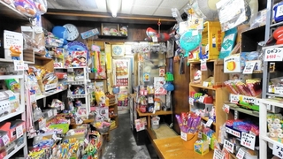 街に残る「昭和」を動画で発信 神戸・阪神間の商店街や路地 西宮