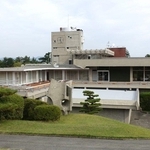 建築家村野藤吾が手がけた宝塚ゴルフ倶楽部クラブハウス＝宝塚市蔵人（兵庫県教育委員会提供）