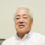 政党要件を維持した参院選を振り返る社民党県連代表の梶川美佐男・宝塚市議＝宝塚市役所