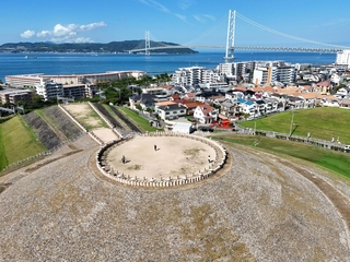 マエ塚古墳 ファイル:マエ塚古墳 出土品.JPG - Wikipedia
