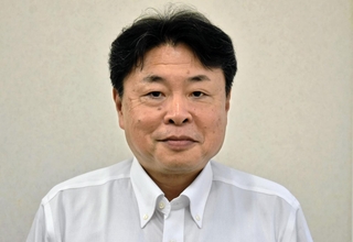 岡崎史典氏