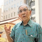 戦前に自宅があった小野八幡神社近くで当時の記憶を語る宮崎芳治さん＝神戸市中央区八幡通４