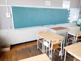 理科の授業中に事故が起きた教室（姫路市教育委員会提供）