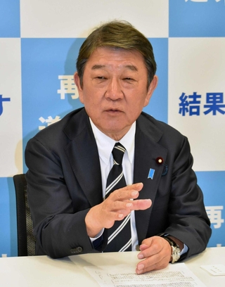 実績を強調しながら災害復興について話す茂木敏充前幹事長＝東京・永田町