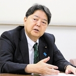 防災対策などテーマごとに政策を語る林芳正官房長官＝国会記者会館