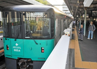 神戸市営地下鉄北神線の谷上駅。市営化から５年が過ぎ、利用は増加傾向にある＝神戸市北区