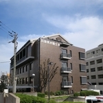 兵庫県弁護士会館＝神戸市中央区橘通１