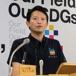 定例会見で話す斎藤元彦兵庫県知事＝１日午後、県庁