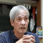 被告の上告棄却決定を受けて、心境を語る堤将太さんの父敏さん＝神戸市北区（撮影・鈴木雅之）