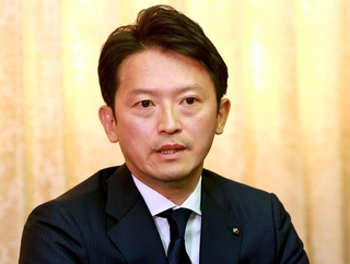 再選から１年を前にインタビューに答える斎藤元彦・兵庫県知事＝１４日午前、兵庫県庁（撮影・丸山桃奈）