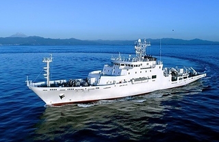 海洋気象観測船「凌風丸」（ⓒ気象庁）