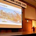 「恐竜王国」福井県での発掘調査を振り返る柴田正輝氏＝東京都港区