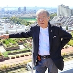 第１回神戸マラソンの実行委員会会長を務めた植月正章さん。阪神・淡路大震災では義母が関連死した＝神戸市灘区土山町