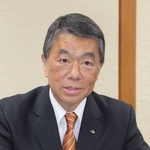僅差で当選した宮城県知事選でＳＮＳにあふれた誹謗中傷について振り返る村井嘉浩知事＝宮城県庁