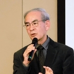 正平調読者の質問に答える林芳樹・元論説顧問＝洲本市文化体育館