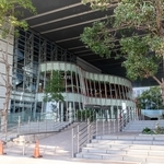 関西広域連合が入居する大阪府立国際会議場（J_News_photo／stock.adobe.com）