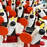 一つ一つ丁寧に手作りされた来年の干支「午」の神戸人形＝神戸市東灘区住吉山手８