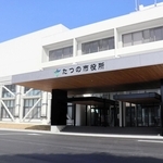 たつの市役所＝たつの市龍野町富永