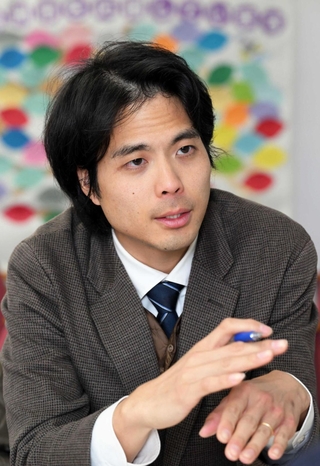 珠洲市での活動について話す森田貴志さん＝石川県・珠洲市役所（撮影・斎藤雅志）