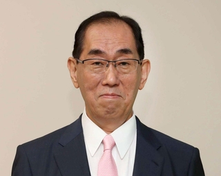 松本剛明氏