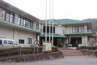 ３月末での運営終了が決まったリフレッシュパーク市川＝兵庫県市川町下牛尾