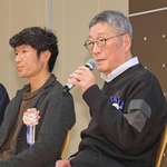 震災の体験を語る長谷川博也さん（右）。初めて長男の元気さんと共に登壇した＝神戸市長田区二葉町５（撮影・吉田敦史）