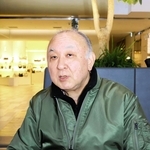 かつて暮らした芦屋への思いを話す井上和真さん＝奈良市西大寺東町２