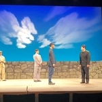 演劇「島守のうた」の一場面（南信乃介さん提供）