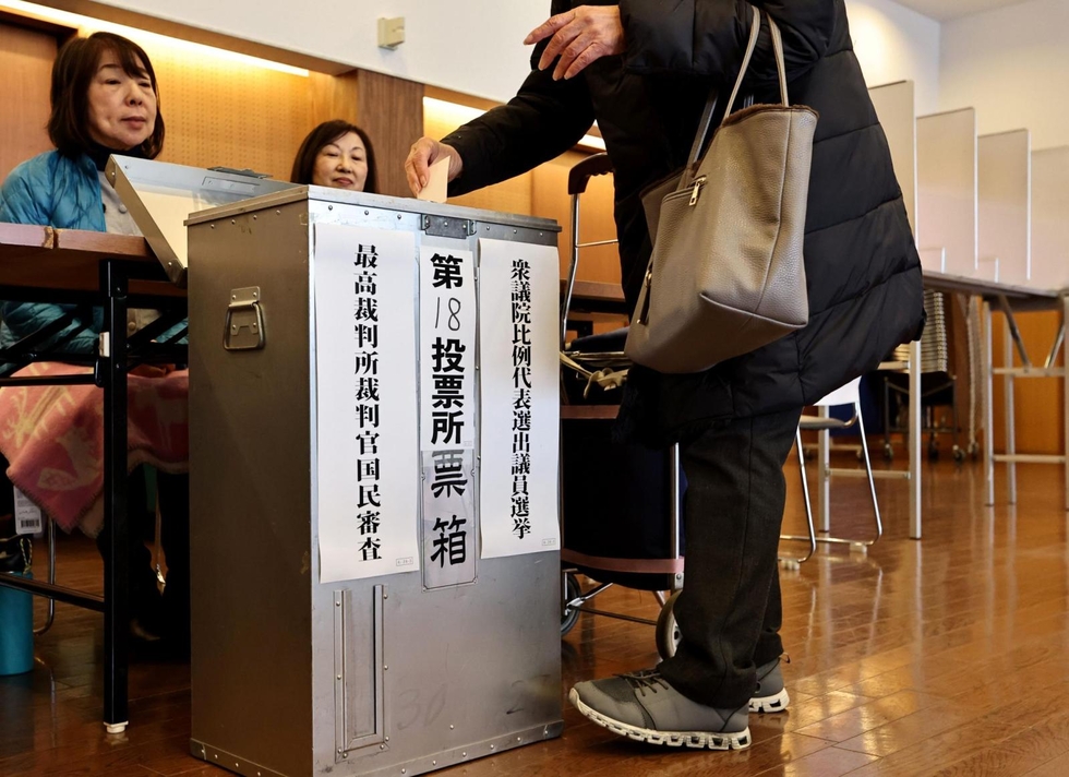 衆院選の投票、兵庫でも始まる 8日深夜に大勢が判明する見通し|社会