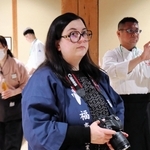 神戸酒心館で広報を担当するメソレッラ・チンツィアさん＝神戸市東灘区