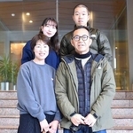 山本家の家族写真。幹太さんは家族が大好き（山本春名さん提供）