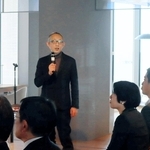 脱炭素社会に向けたシンポジウムで話す神戸大学経済経営研究所の西谷公孝所長＝神戸市中央区加納町４、アンカー神戸