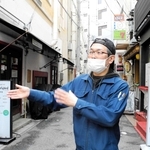 「解体の仕事なので当時、ほこりがそこら中に舞っていた」と話す登日廣幸さん＝神戸市中央区