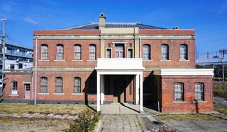 旧尼崎紡績本社事務所（尼崎市教育委員会提供）