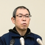 震災アスベストによる労災認定を受け、会見する登日廣幸さん＝２日午前、神戸市内