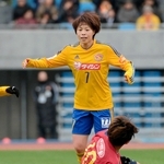 東日本大震災を機に誕生したベガルタ仙台レディースの選手としてプレーする現役時代の田原のぞみさん＝２０１５年12月、川崎市 