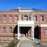 旧尼崎紡績本社事務所（尼崎市教育委員会提供）