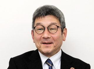 神戸農政公社理事長に就任した元兵庫県農政環境部長の寺尾俊弘さん＝神戸市中央区