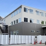 建設が進む生田署の仮設庁舎＝神戸市中央区下山手通５