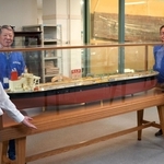 寄贈されたタンカー船「ＨＡＫＫＡＩＳＡＮ」の模型＝神戸大学海事博物館