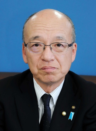 片山安孝氏