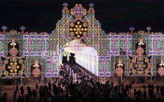 前回の神戸ルミナリエを彩った「フロントーネ・ガレリア」＝２０２６年１月、神戸市中央区波止場町のメリケンパーク
