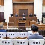 神戸地裁姫路支部で開かれた第１回口頭弁論＝姫路市北条１（代表撮影）