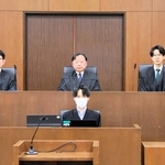 神戸地裁姫路支部で開かれた第１回口頭弁論＝姫路市北条１（代表撮影）