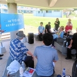 「沖縄『平和の礎』名前を読み上げる集い」最終日の様子＝２０２４年６月２３日、沖縄県糸満市の平和祈念公園