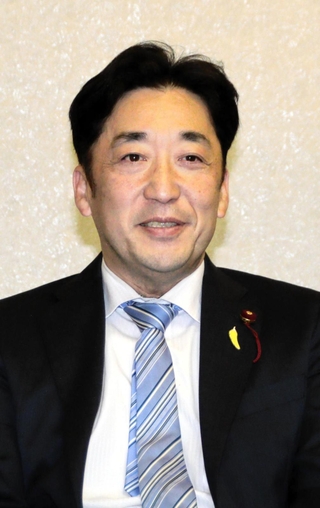 第１０７代神戸市会議長に就任した横畑和幸さん＝神戸市会