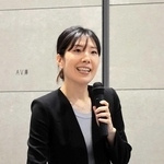 「糖尿病治療のパラダイムシフト」をテーマに講演する神戸大医学部付属病院の穂積かおり特命助教＝神戸市中央区楠町７