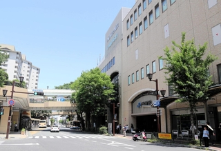 最高路線価の上昇率が税務署別で県内トップだったＪＲ芦屋駅前＝芦屋市船戸町