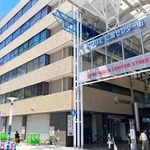 大規模地震発生時の耐震性不足が分かった銀泉三宮ビル＝神戸市中央区三宮町１